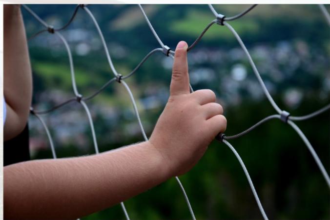 Stainless steel wire rope safety net application